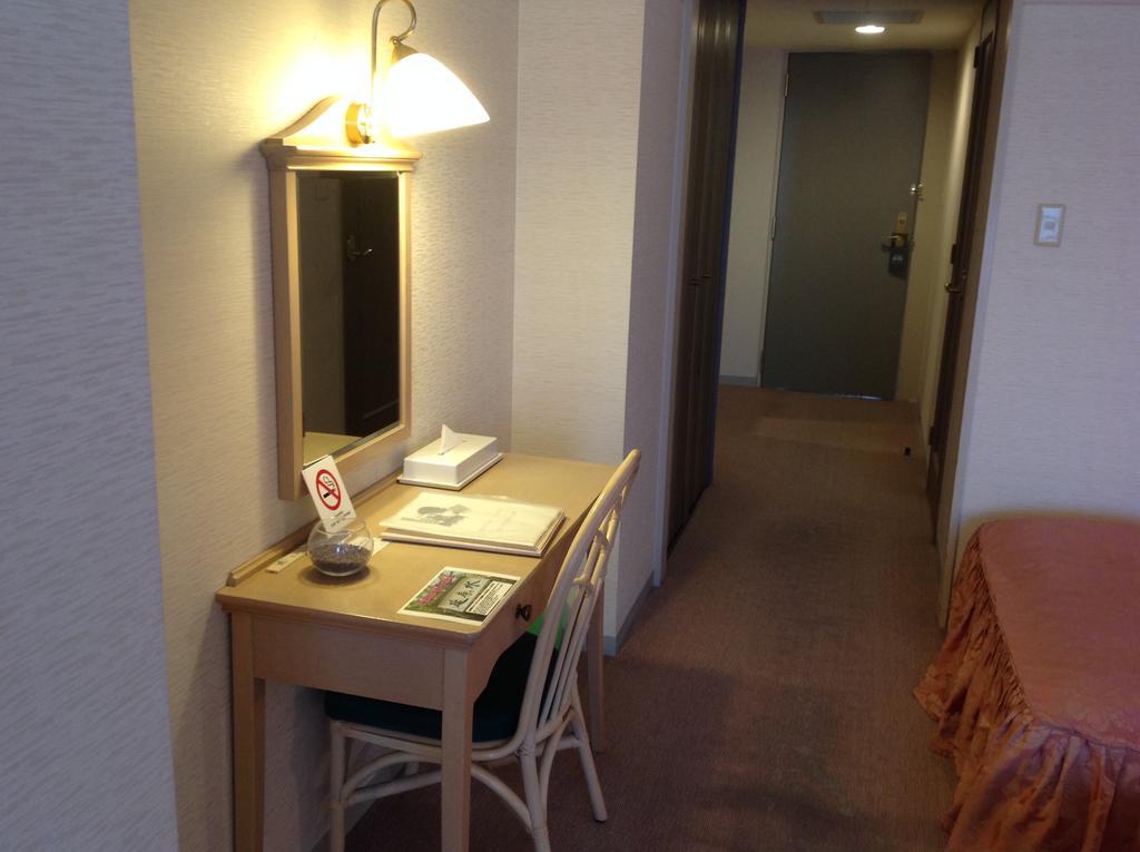 Furano Hops Hotel Kamifurano Habitación foto